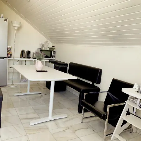 Apartman F10 Light